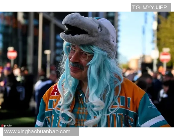 足球巨星们的万圣节奇装异服大曝光 谁是最具创意的万圣节装扮王